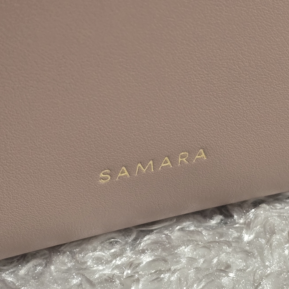 Samara Small Crossbody - Picture 2 of 8